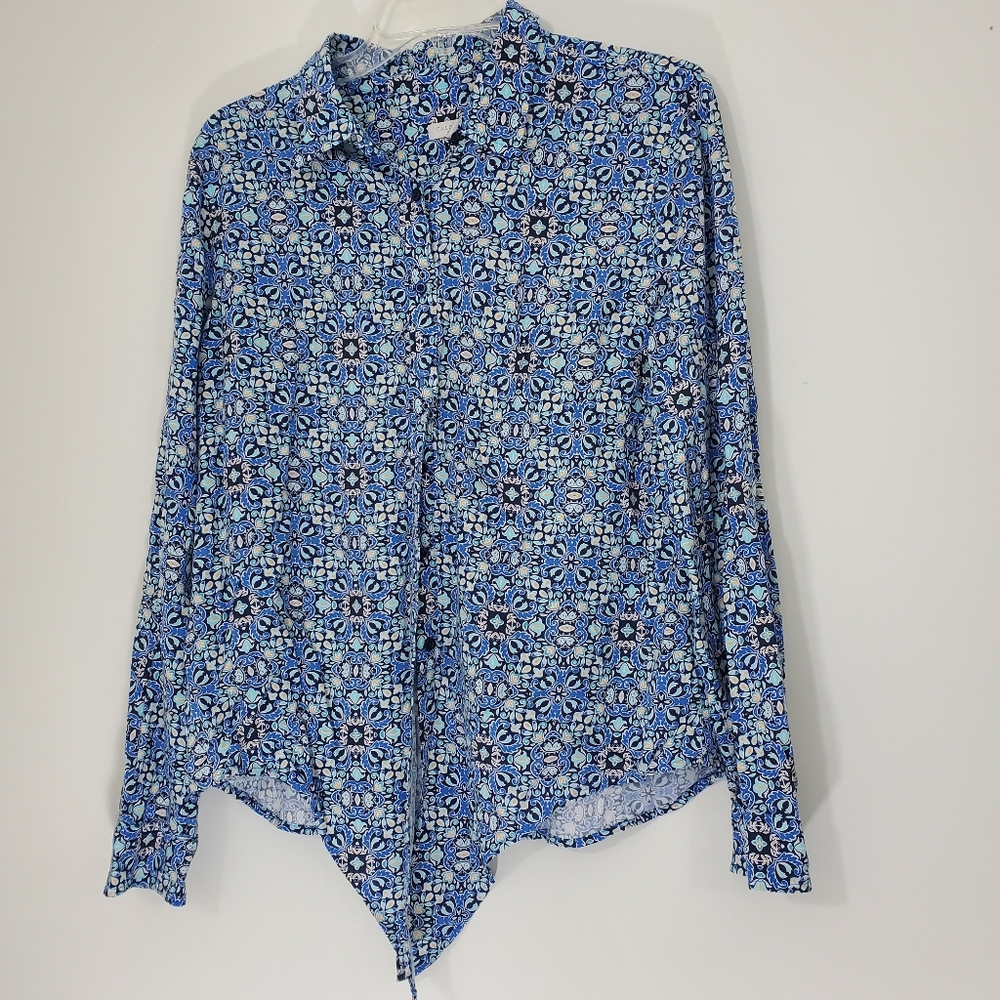Talbots Blue Patterned Button-Up Shirt with tie bottom, Size Medium